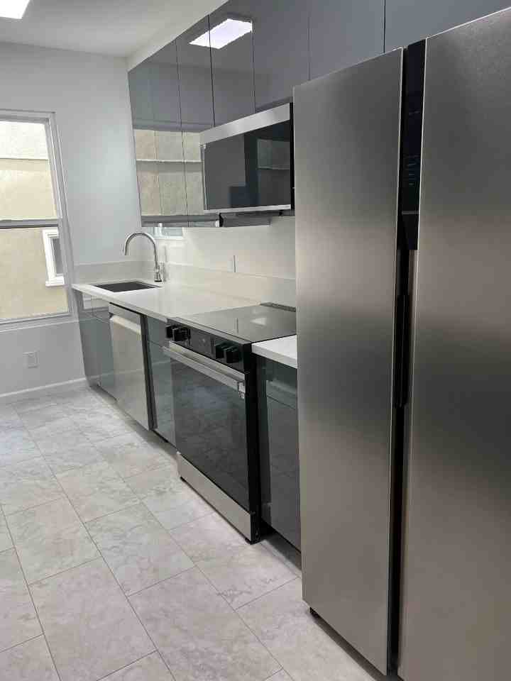 4915 E Ocean Blvd - Photo 3 of 14