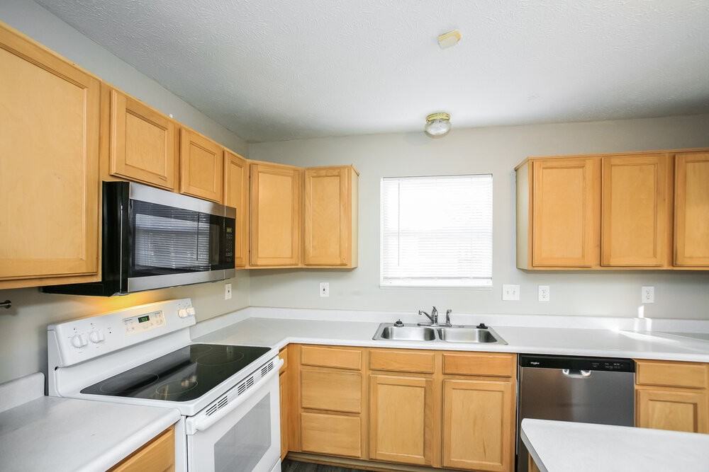 5531 Fair Ridge Pl - Photo 7 of 17