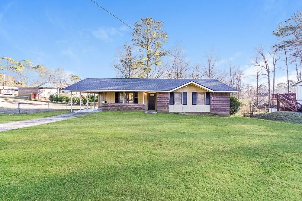 263 Roxbury Dr - Photo 3 of 25