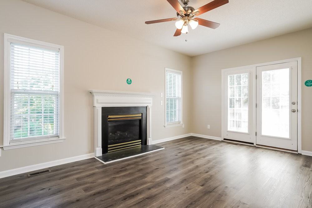 5719 Peacenest Dr - Photo 4 of 17