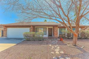 featured image of 1307 W Palo Verde Dr