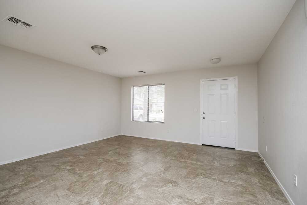 9415 W Virginia Ave - Photo 2 of 15