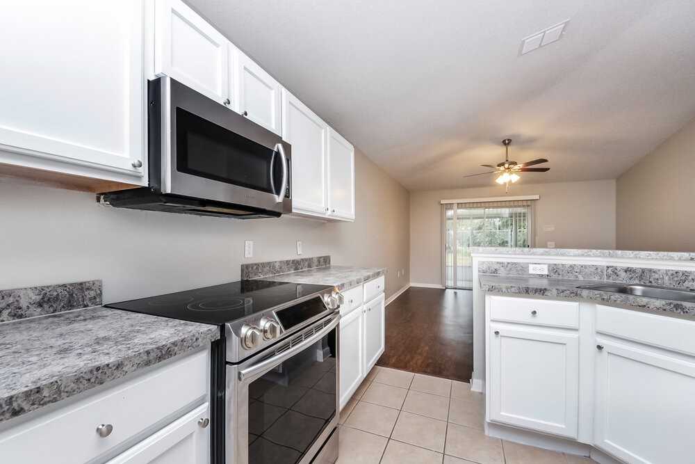 3047 Elbib Dr - Photo 6 of 15