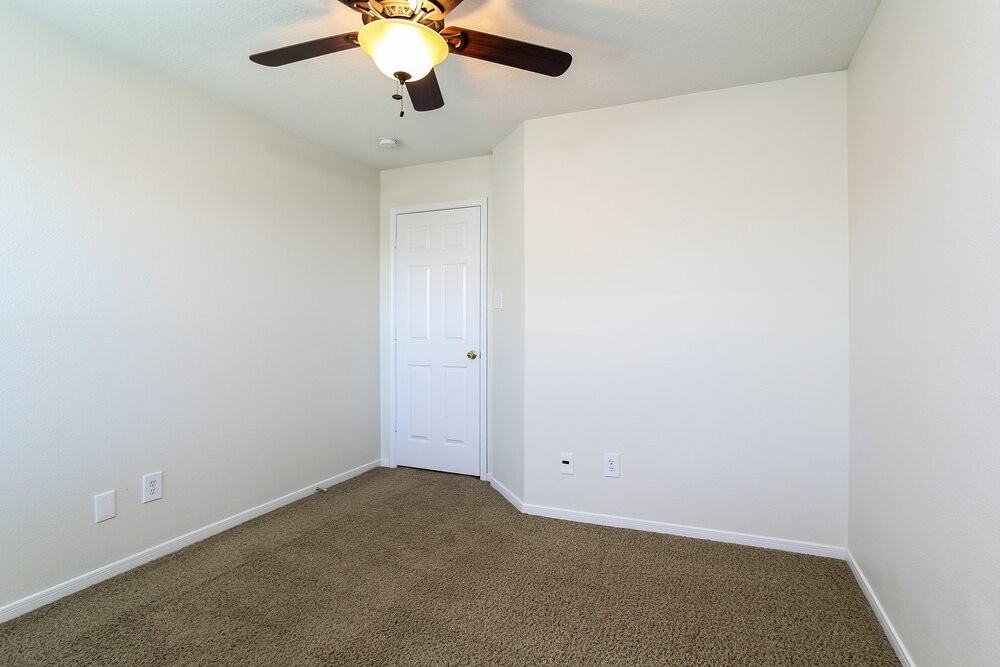 12131 English Brook Cir - Photo 7 of 16