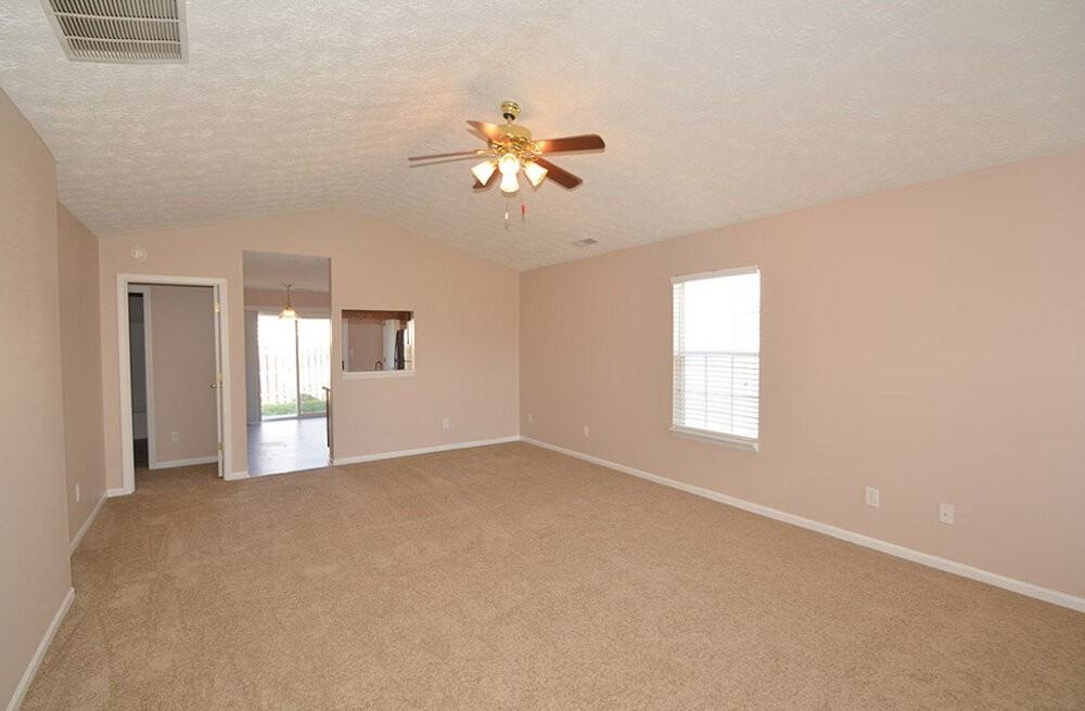 4036 Magnolia Dr - Photo 3 of 20