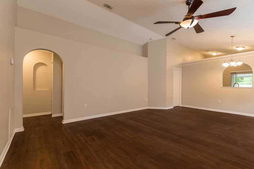 351 Placid Lake Dr - Photo 6 of 15