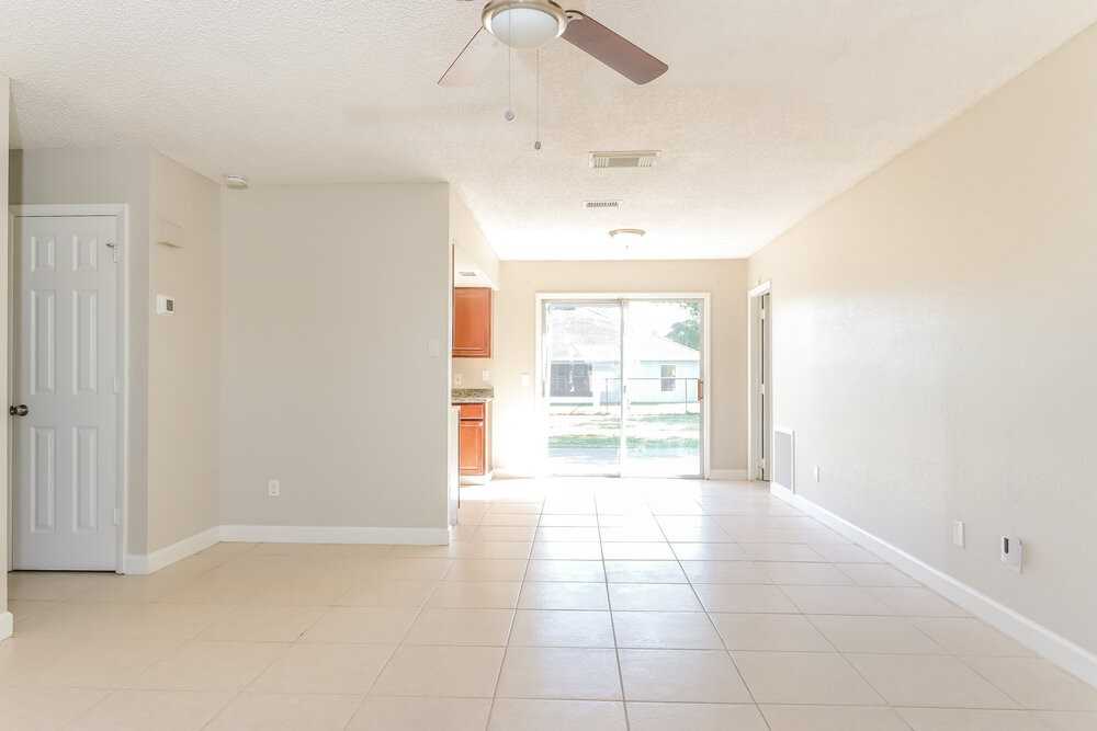 4673 Sw Monaco St - Photo 6 of 16