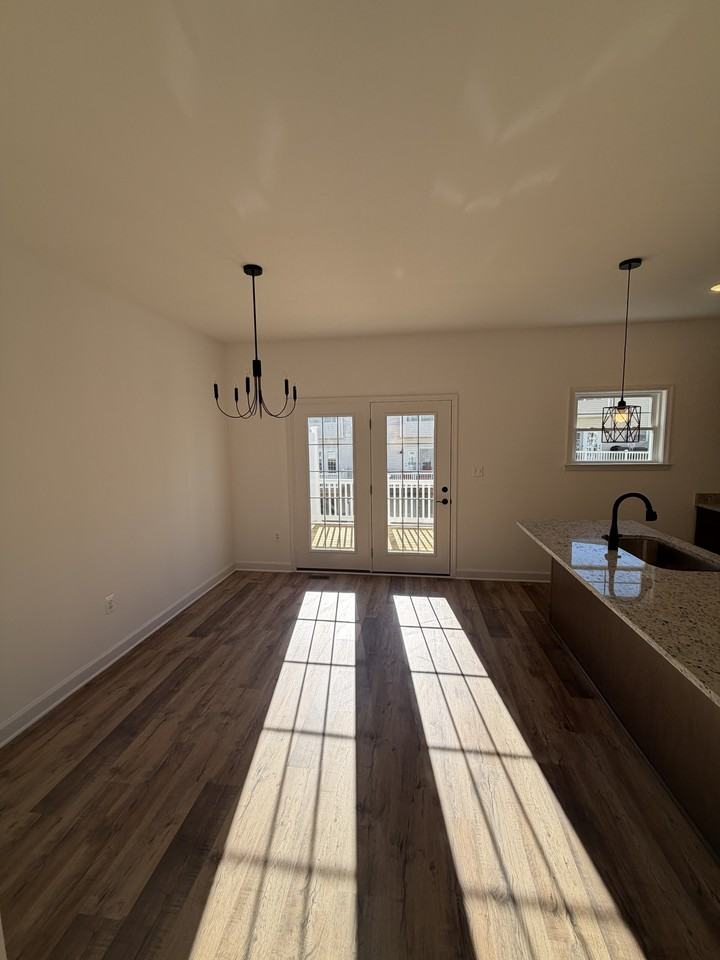 1420 Derby Drive - Photo 6 of 16