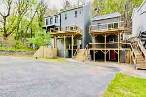 featured image of 3255 Josephine St #1