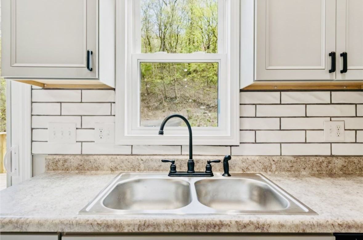 3255 Josephine St #1 - Photo 4 of 28