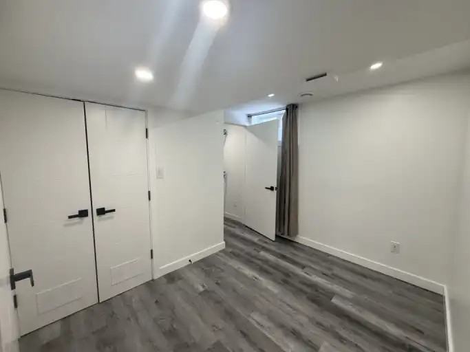 100 Russell St #2 - Photo 6 of 10