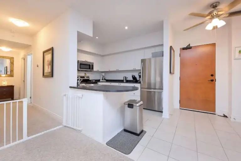 100 Dean Ave #411 - Photo 2 of 8