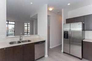 featured image of 8160 Lansdowne Rd #TH1