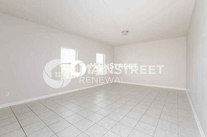 694 Independence Ave - Photo 3 of 16