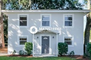 featured image of 1405 N Lake Shipp Dr Sw