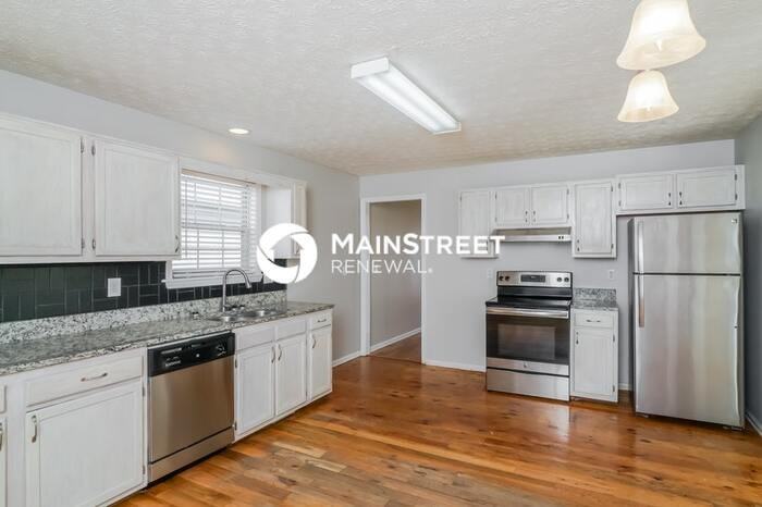 1206 Evergreen Way - Photo 6 of 16