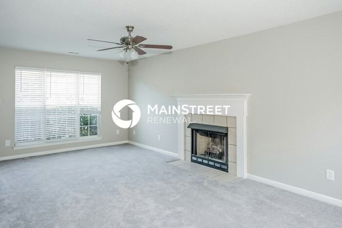 135 Bellelaine Dr - Photo 5 of 17