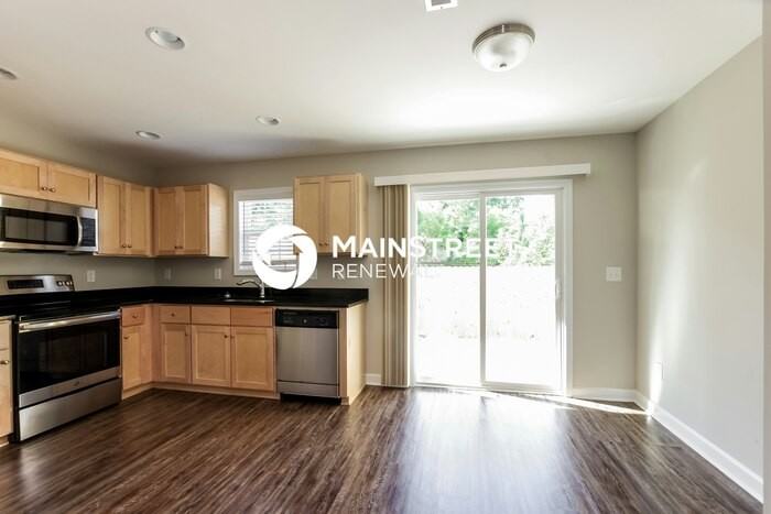 510 Rogers Lake Rd E - Photo 7 of 17