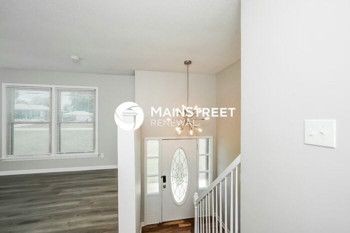 8603 Honor Ave - Photo 6 of 17