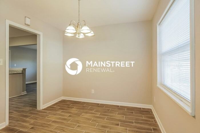 1616 Bryson St - Photo 4 of 16