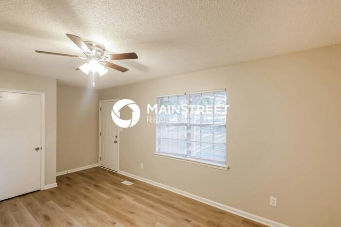 3033 Carleton Rd - Photo 7 of 18