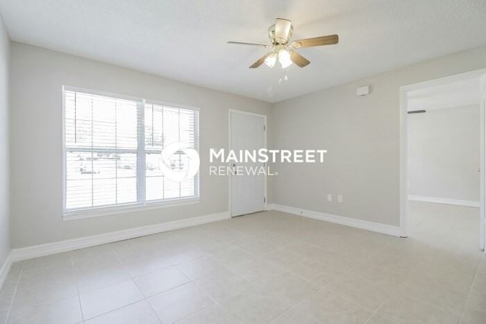 6290 Arbor Ave - Photo 4 of 16