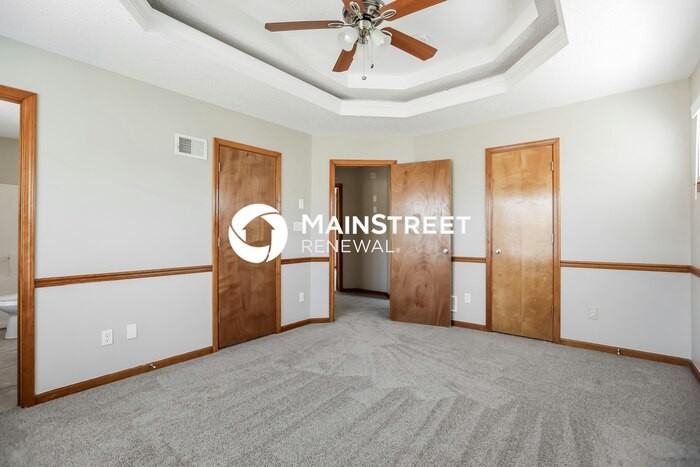 205 N Walker Dr - Photo 7 of 17