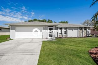 1423 Se 18th St - Photo 1 of 1