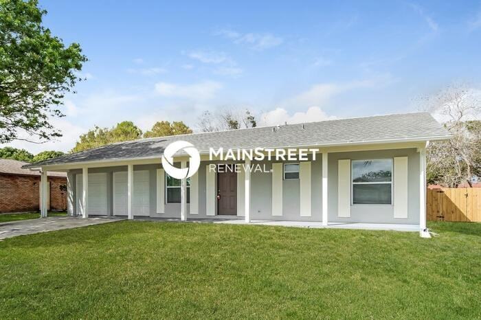 1763 Fallon Blvd Ne - Photo 3 of 16