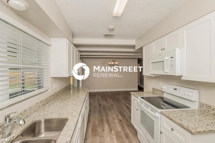 1763 Fallon Blvd Ne - Photo 7 of 16