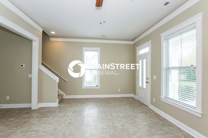 13343 Mercer Dr - Photo 3 of 15