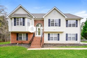 featured image of 1038 Hampton Rd