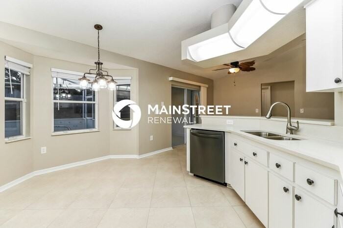 5251 Fairhaven Ave - Photo 5 of 16