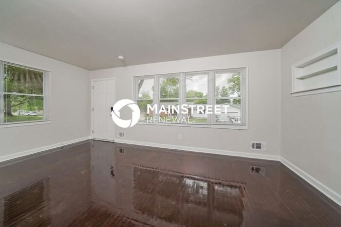 10214 Barkley Dr - Photo 6 of 17