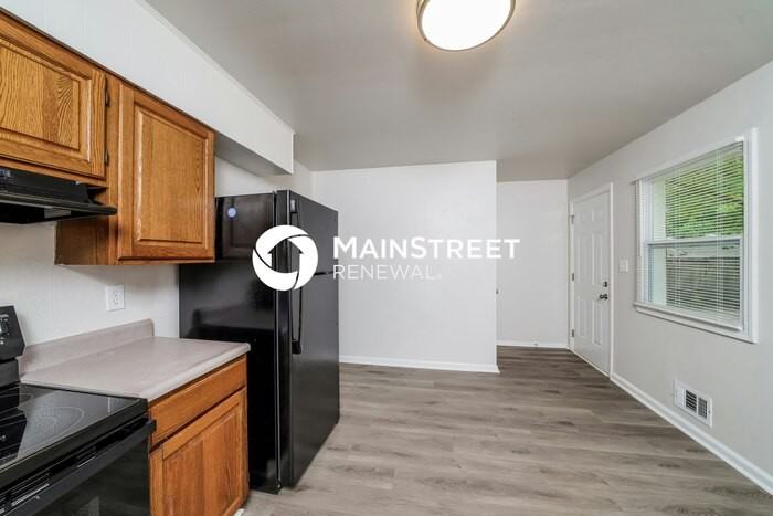 10214 Barkley Dr - Photo 7 of 17