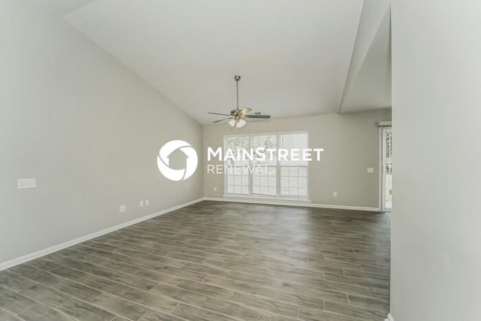 7352 Wingstone Ln - Photo 5 of 16