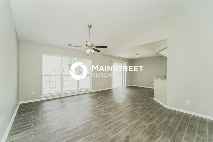 7352 Wingstone Ln - Photo 6 of 16