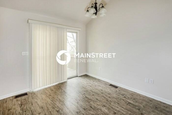 3404 Nw 84th Ter - Photo 7 of 18