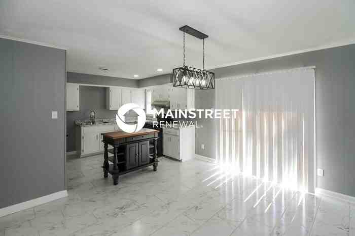 4559 Cottonwood Rd - Photo 6 of 16