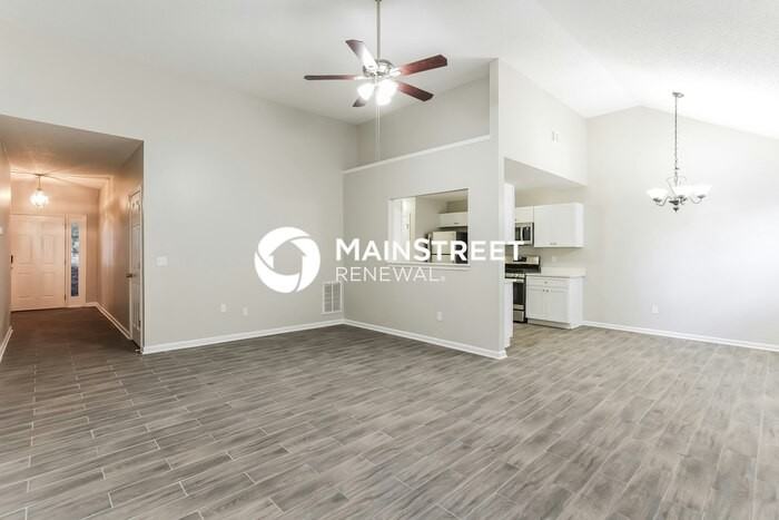 4630 Thermal Ct - Photo 7 of 16