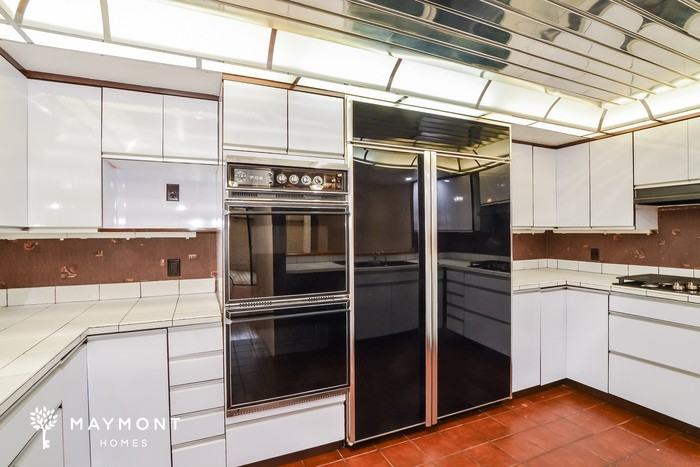 25 Casarena Ct - Photo 7 of 13