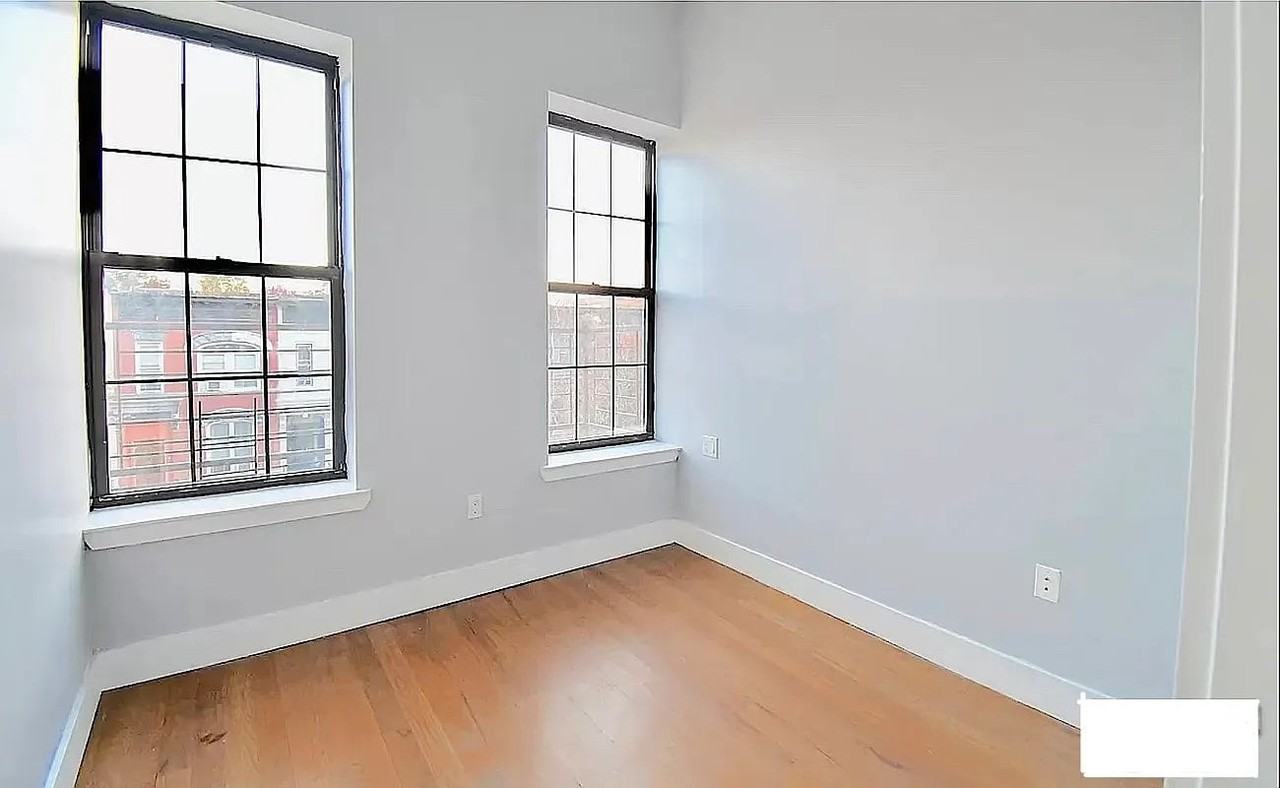 673 Halsey St #3C - Photo 2 of 9