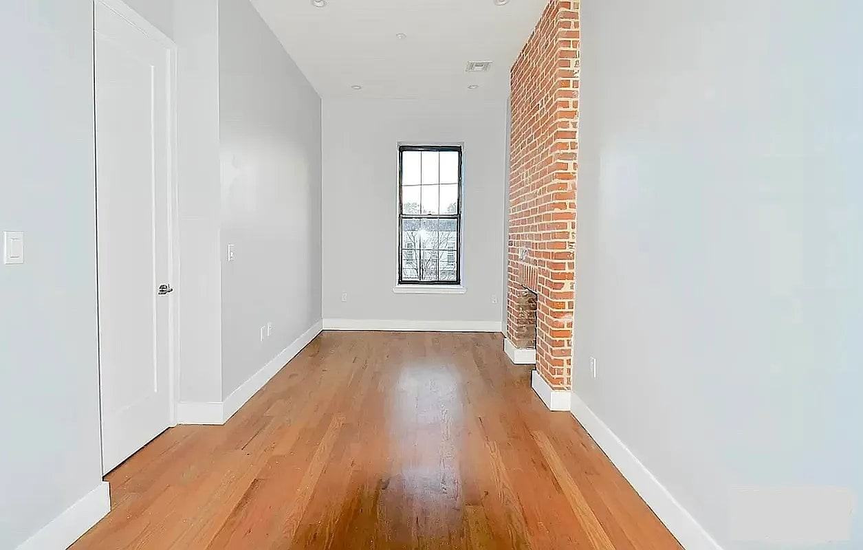 673 Halsey St #3C - Photo 5 of 9