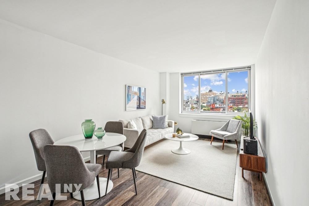 Chrystie St #1001-2 - Photo 2 of 8