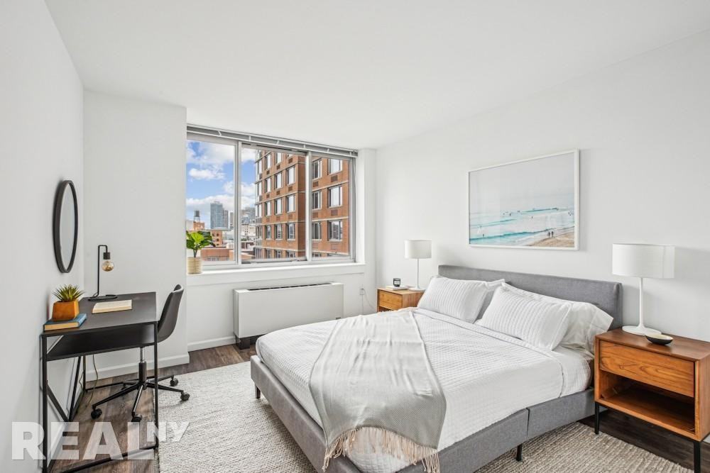 Chrystie St #1001-2 - Photo 4 of 8