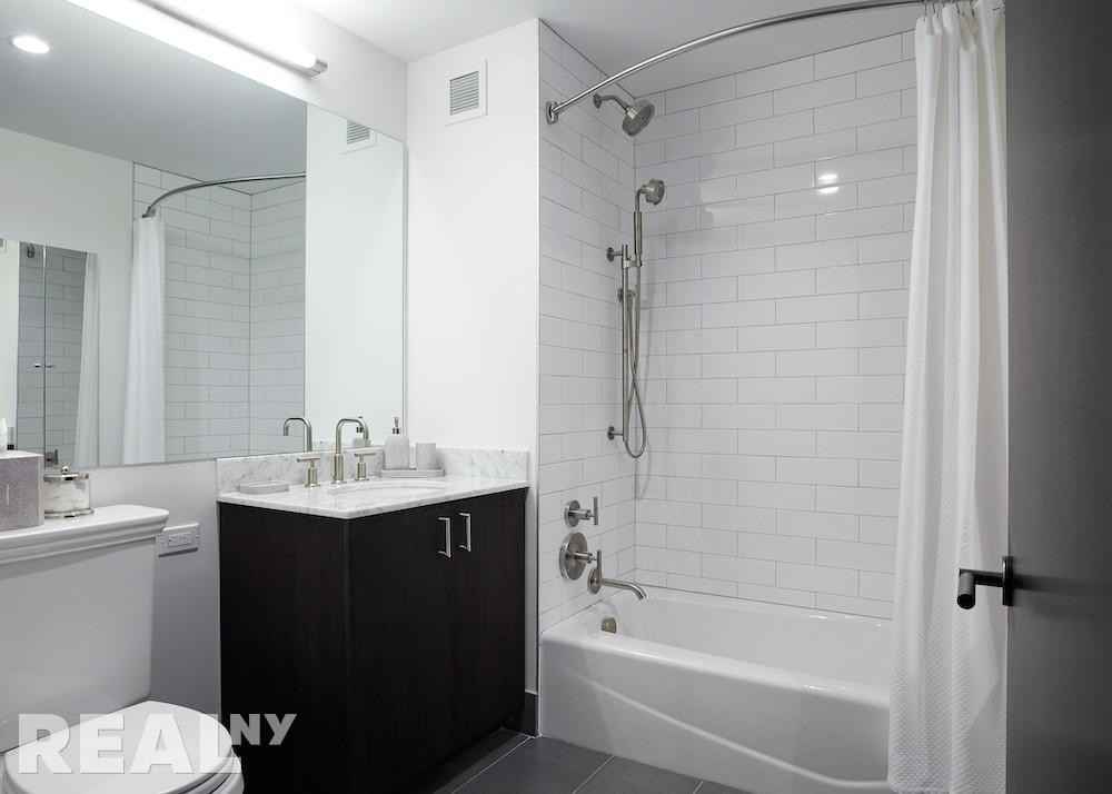 W End Ave #1422 - Photo 6 of 12