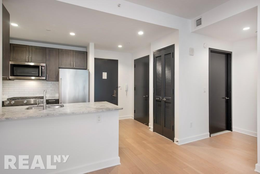 W End Ave #2911 - Photo 3 of 12