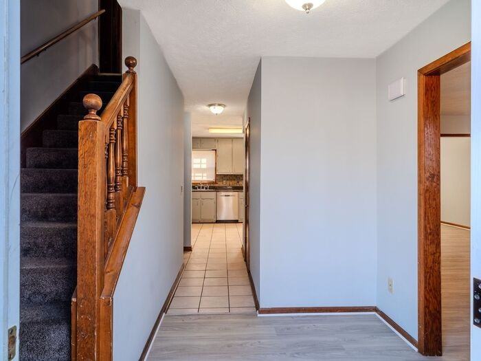 1479 Millstream Trl - Photo 5 of 33