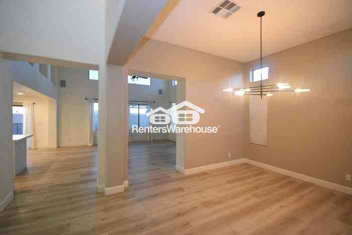 2017 Alamo Heights Ave - Photo 3 of 14