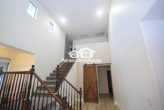 2017 Alamo Heights Ave - Photo 4 of 14